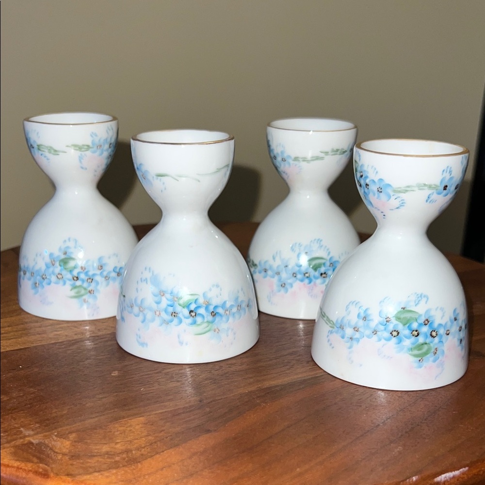 Set of 4 Beautiful Vintage Hand Painted China Egg Cups